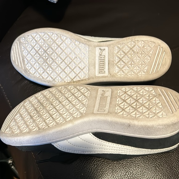 Puma Vikky Softfoam Suede Tennis Shoes/Sneakers - Picture 10 of 10